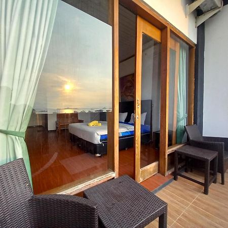 Dc Hotel & Hostel ลาบวนบาโจ ภายนอก รูปภาพ