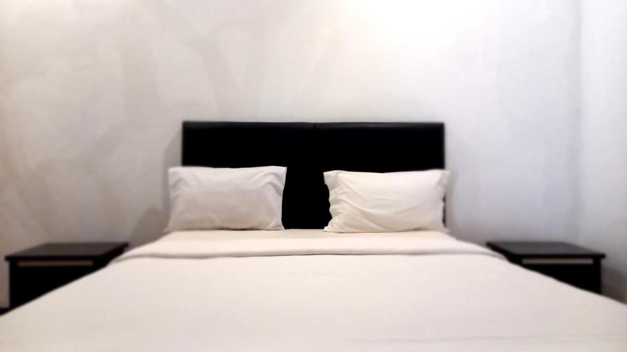 Dc Hotel & Hostel ลาบวนบาโจ ภายนอก รูปภาพ