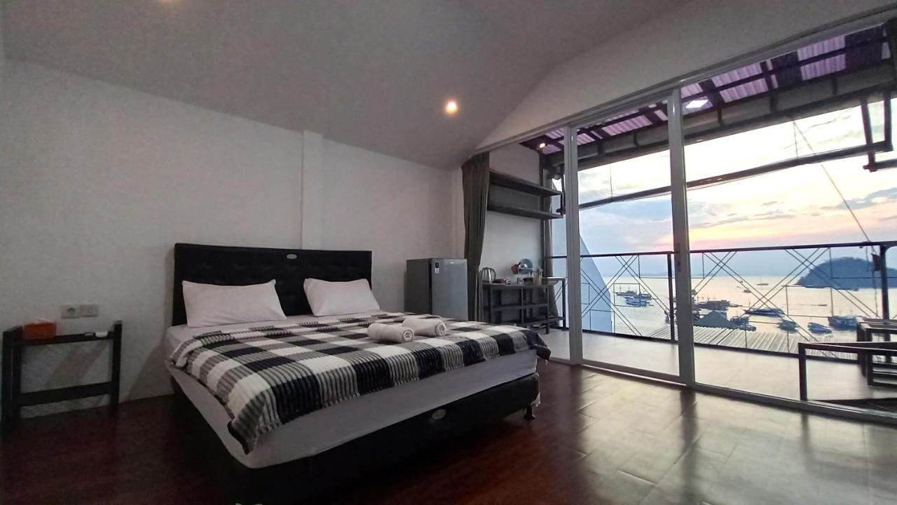 Dc Hotel & Hostel ลาบวนบาโจ ภายนอก รูปภาพ