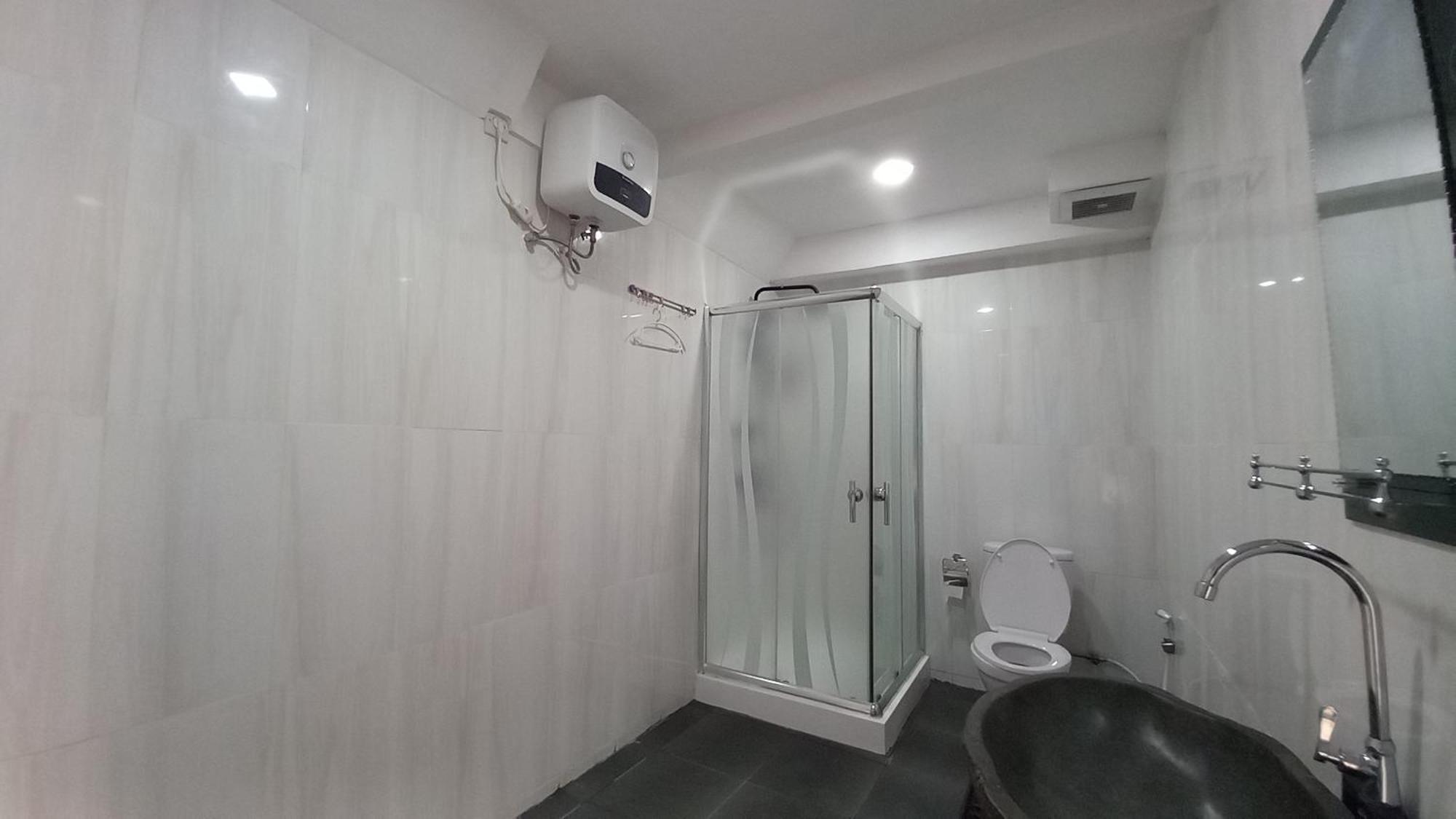 Dc Hotel & Hostel ลาบวนบาโจ ภายนอก รูปภาพ