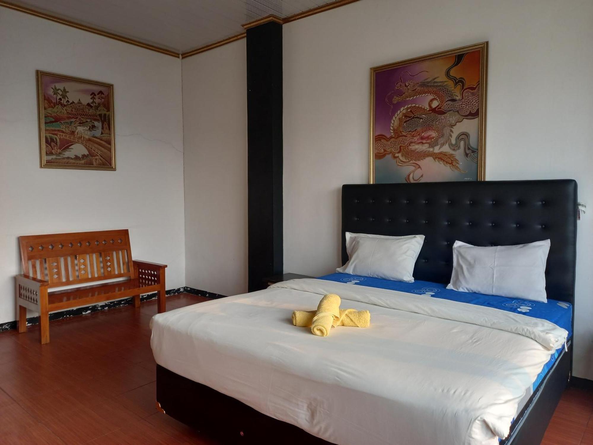 Dc Hotel & Hostel ลาบวนบาโจ ภายนอก รูปภาพ